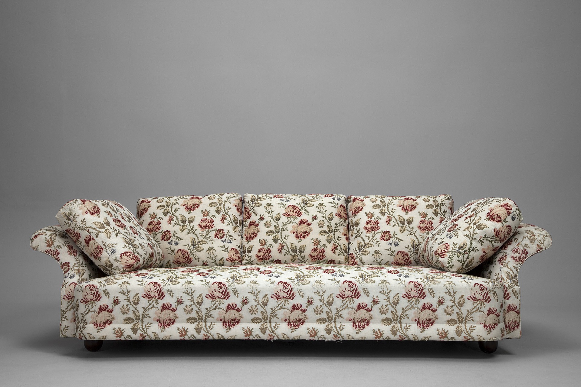 "Liljevalchs" Sofa image 2