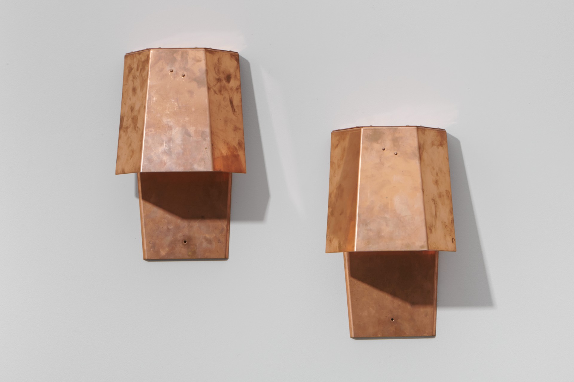 Pair of Wall Lamps image 3