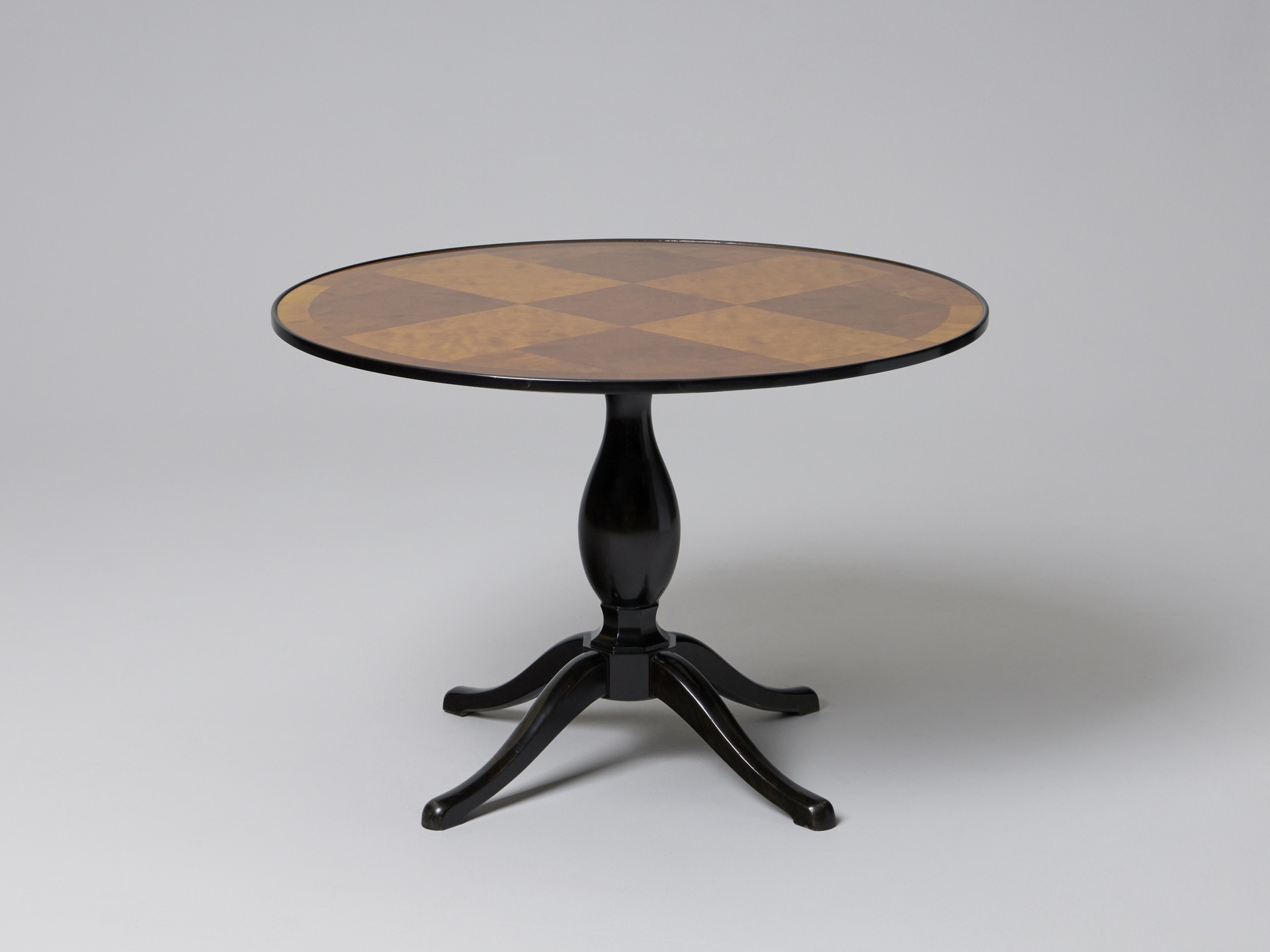 'Haga'  Table