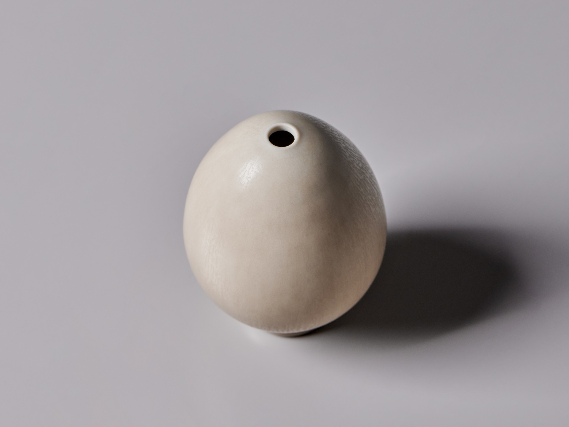Vase image 3