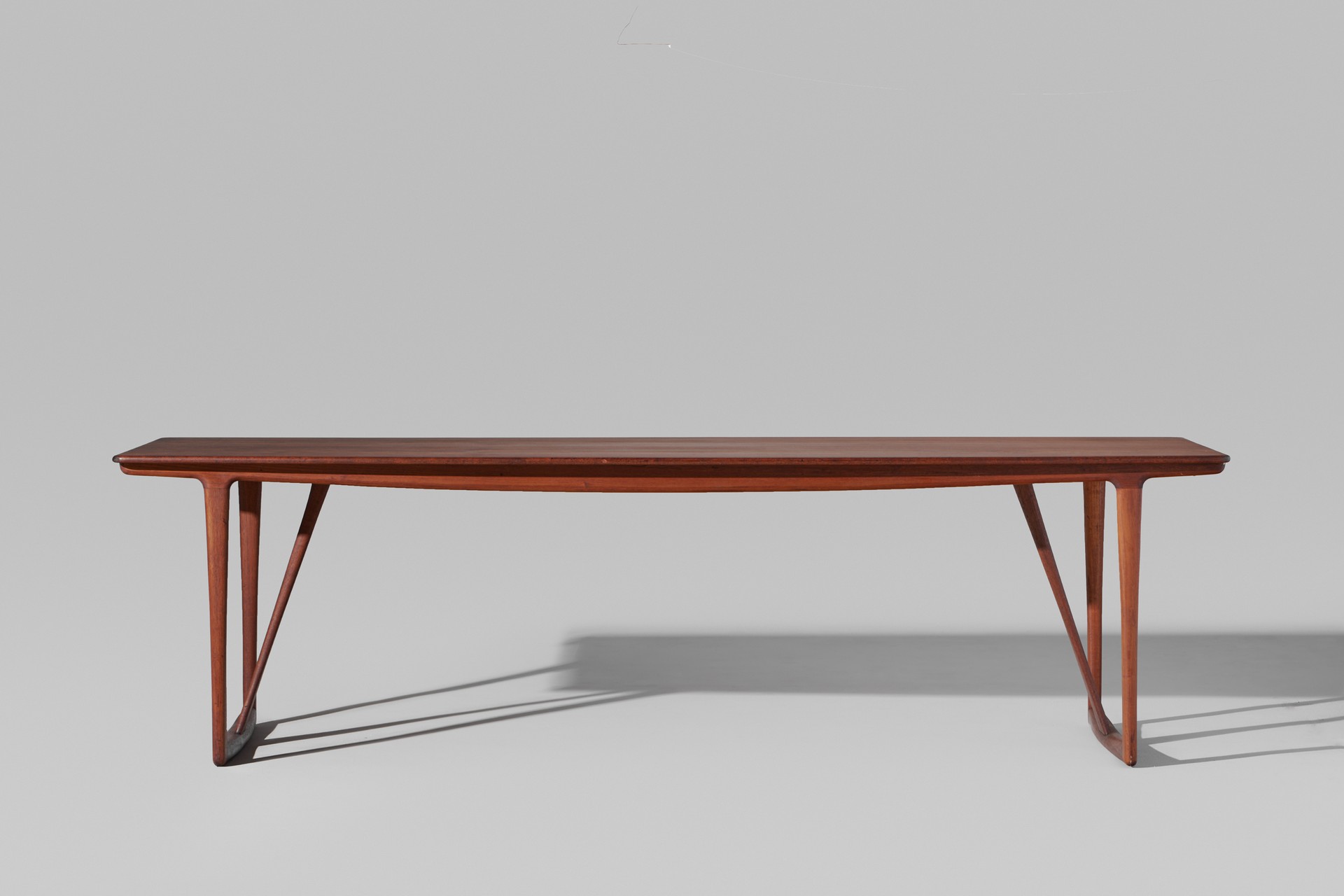 Desk / Table image 3