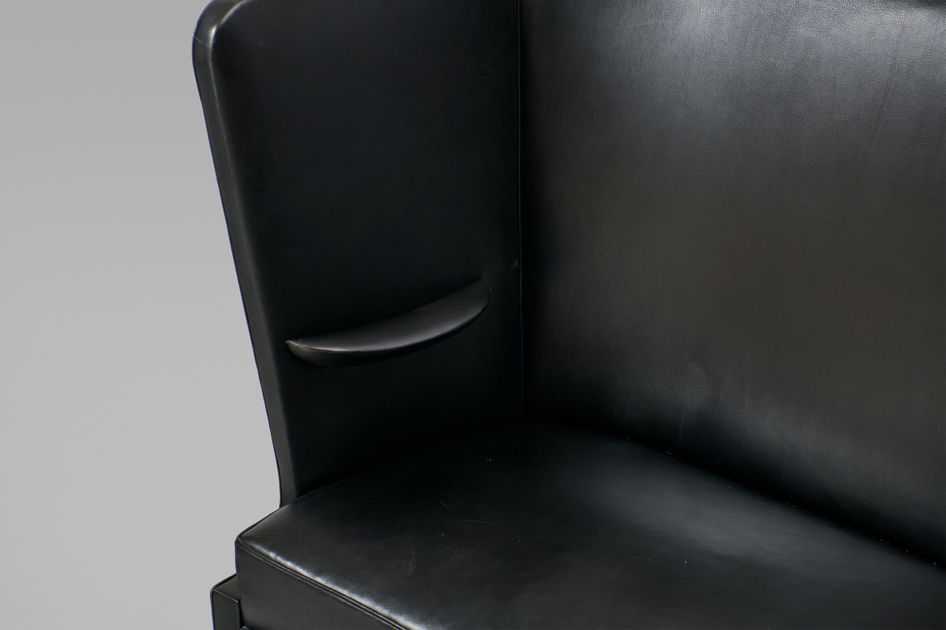 Sofa image 4