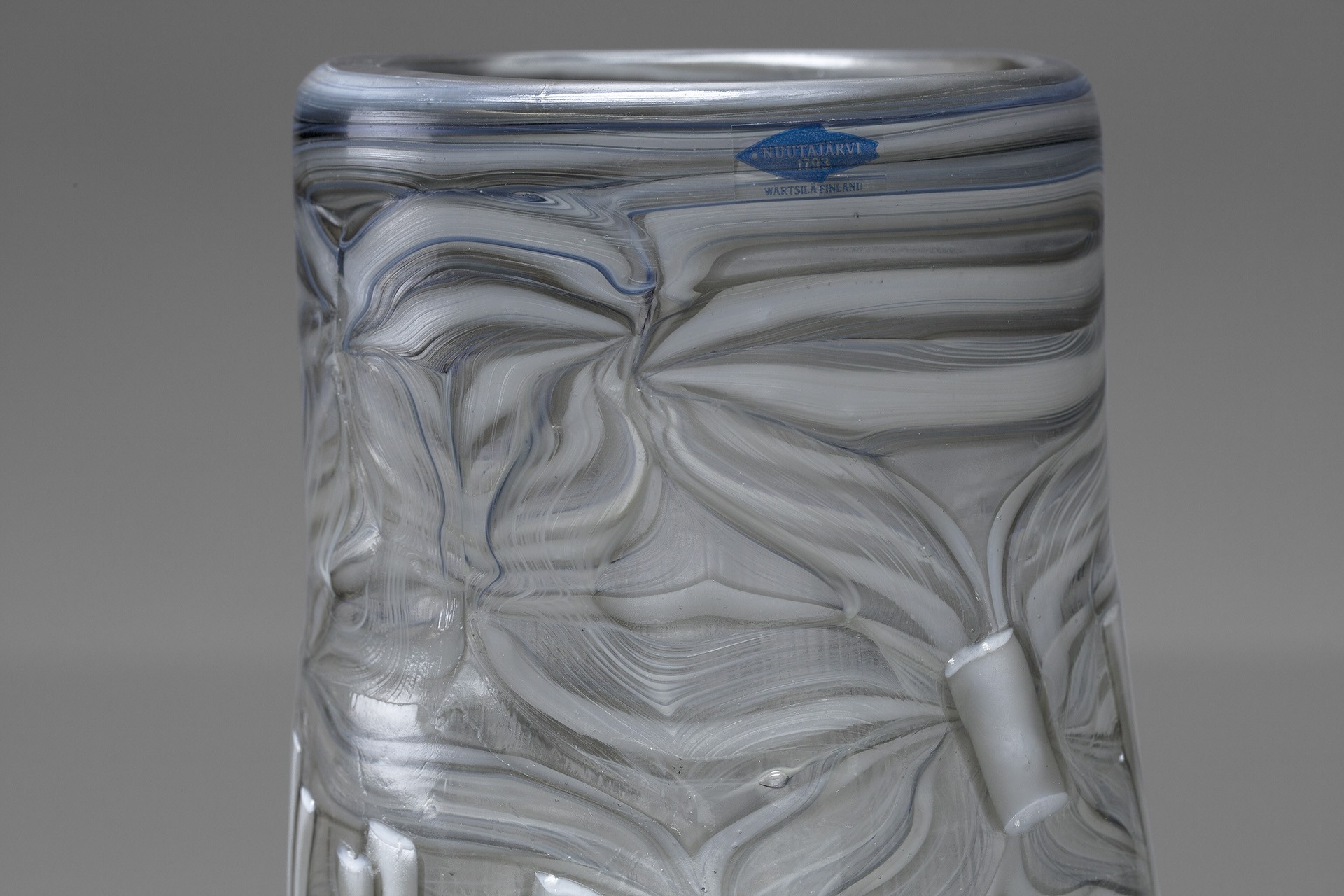 Vase image 5