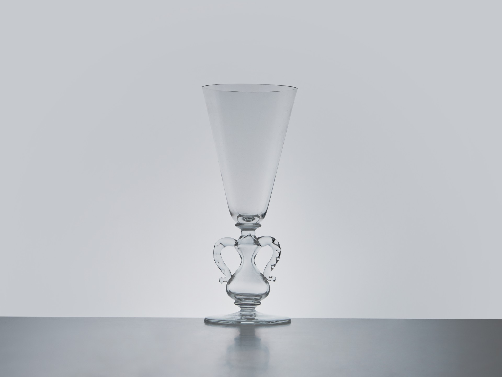 Vase image 2