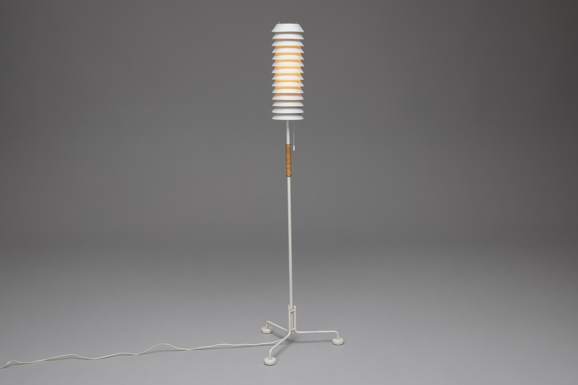 'Mija the Bee' Floor Lamp