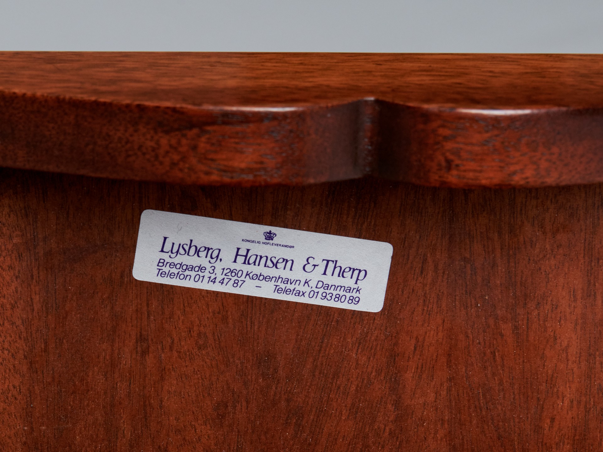 Pair of Side Tables image 6