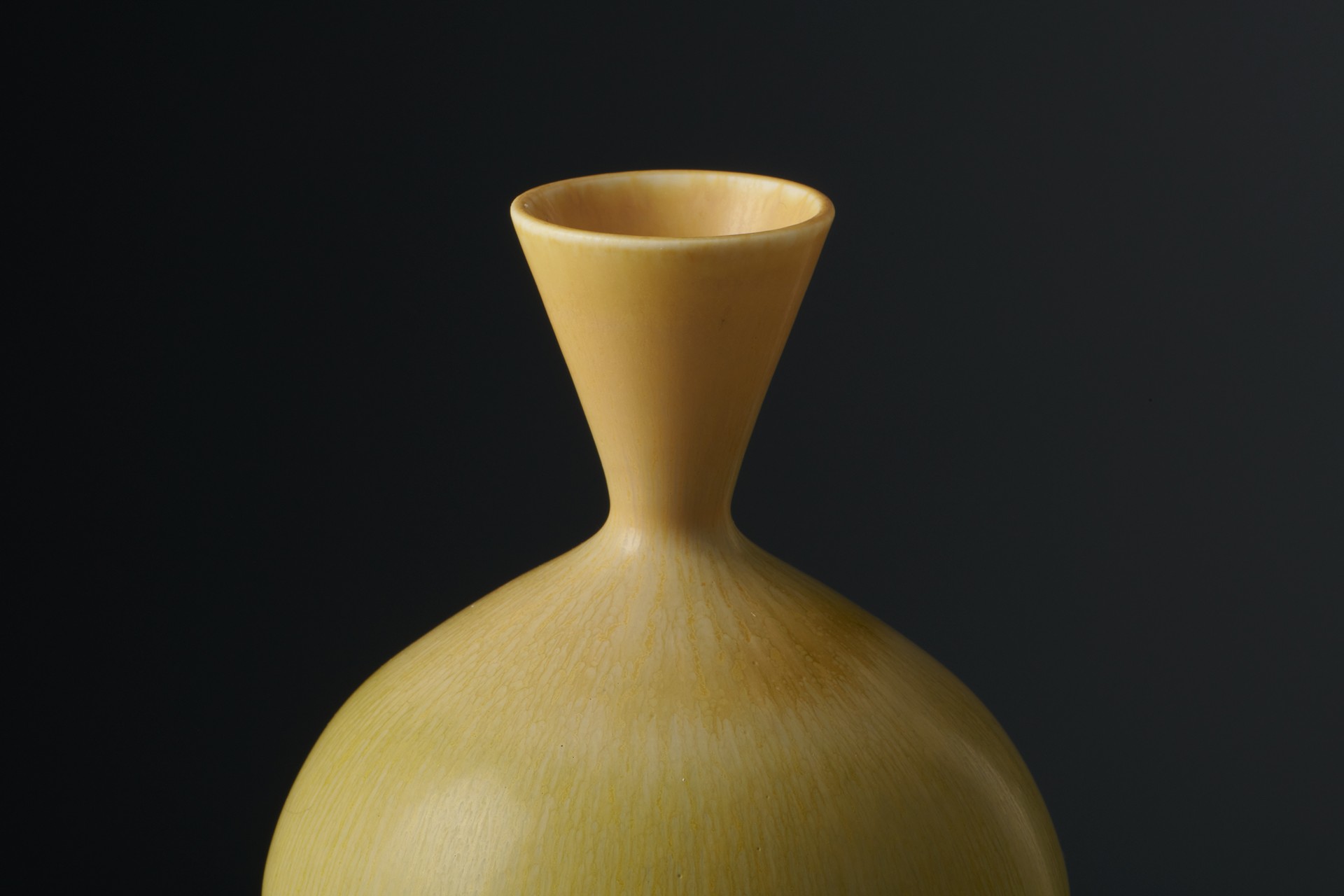Group of Three Vases image 5