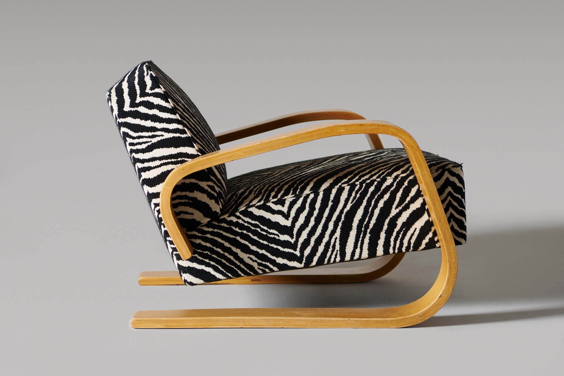 Tank Chair Model no. 400 image 3