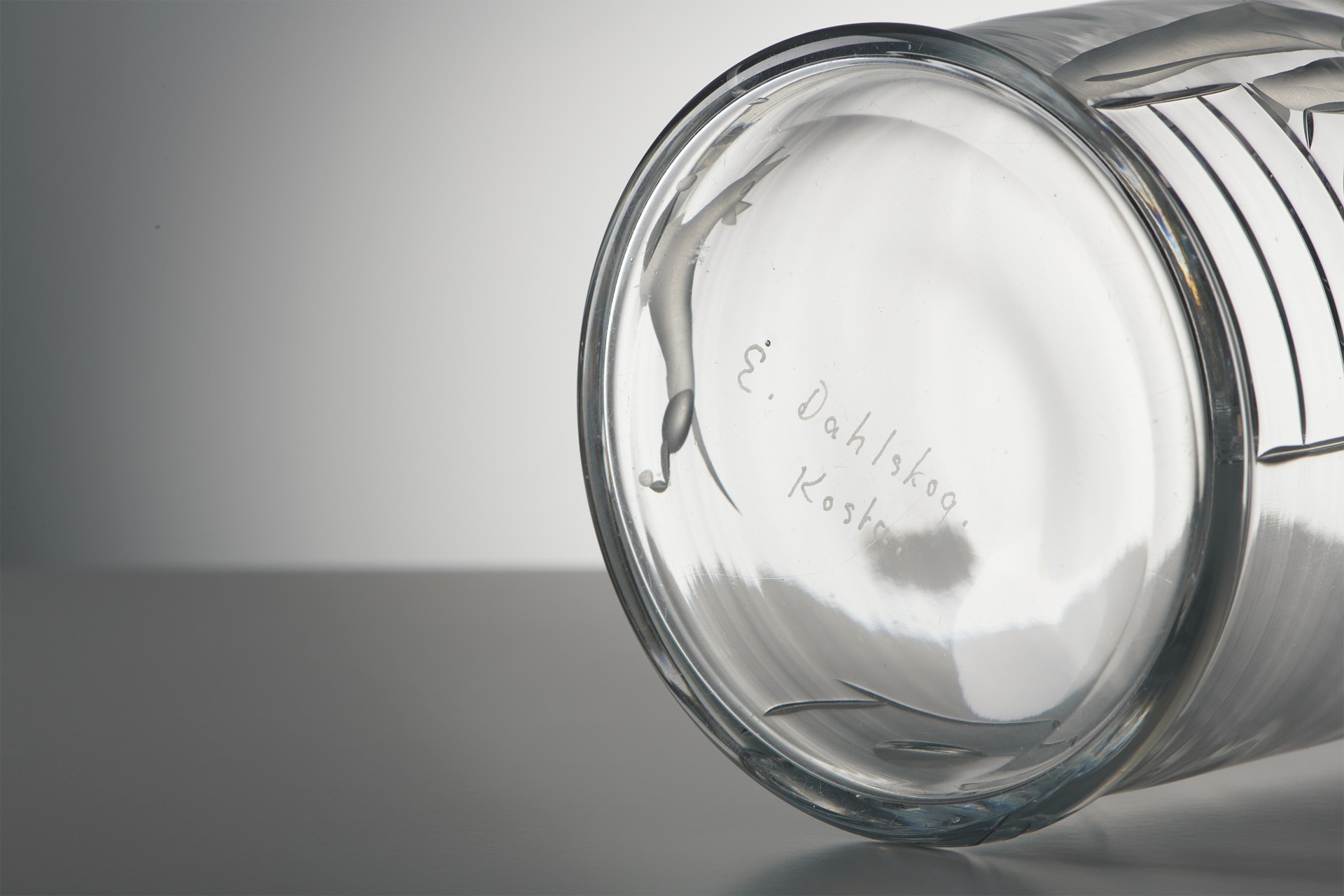 Vessel with Cover image 5