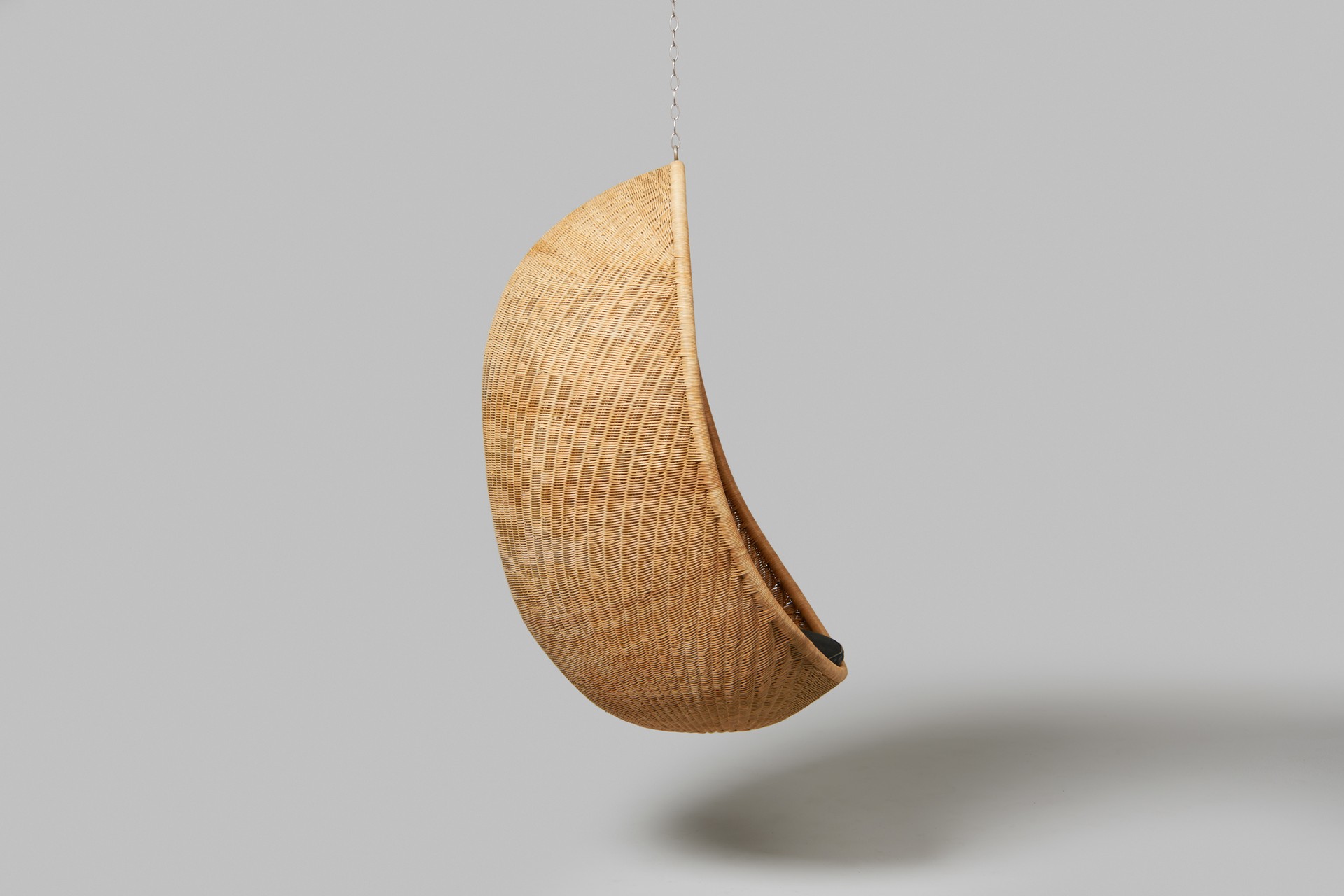 Hanging Egg Chair image 3