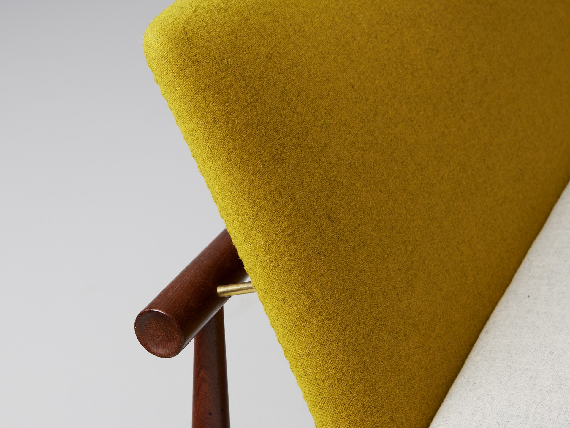 'Japan' Sofa image 9