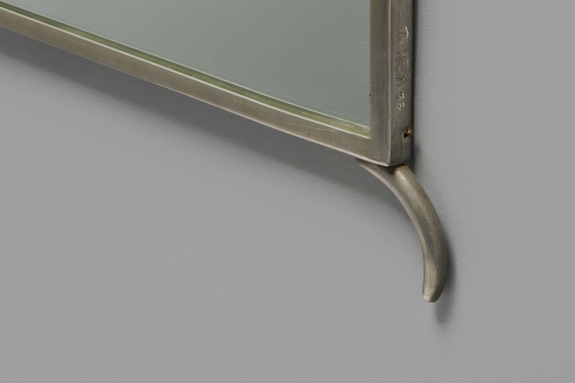Mirror image 4
