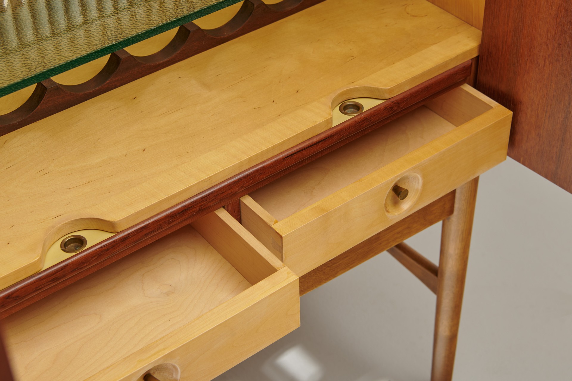 Bar Cabinet image 8