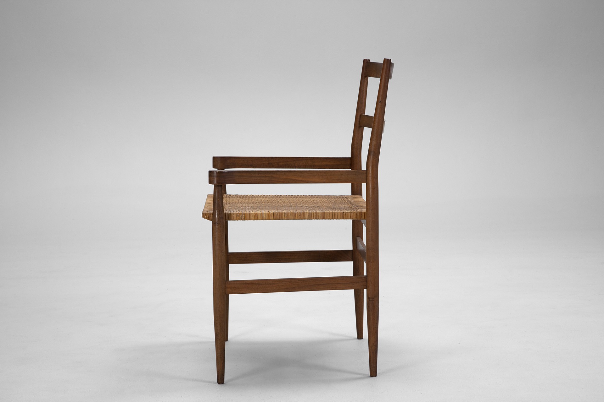 Chair image 3