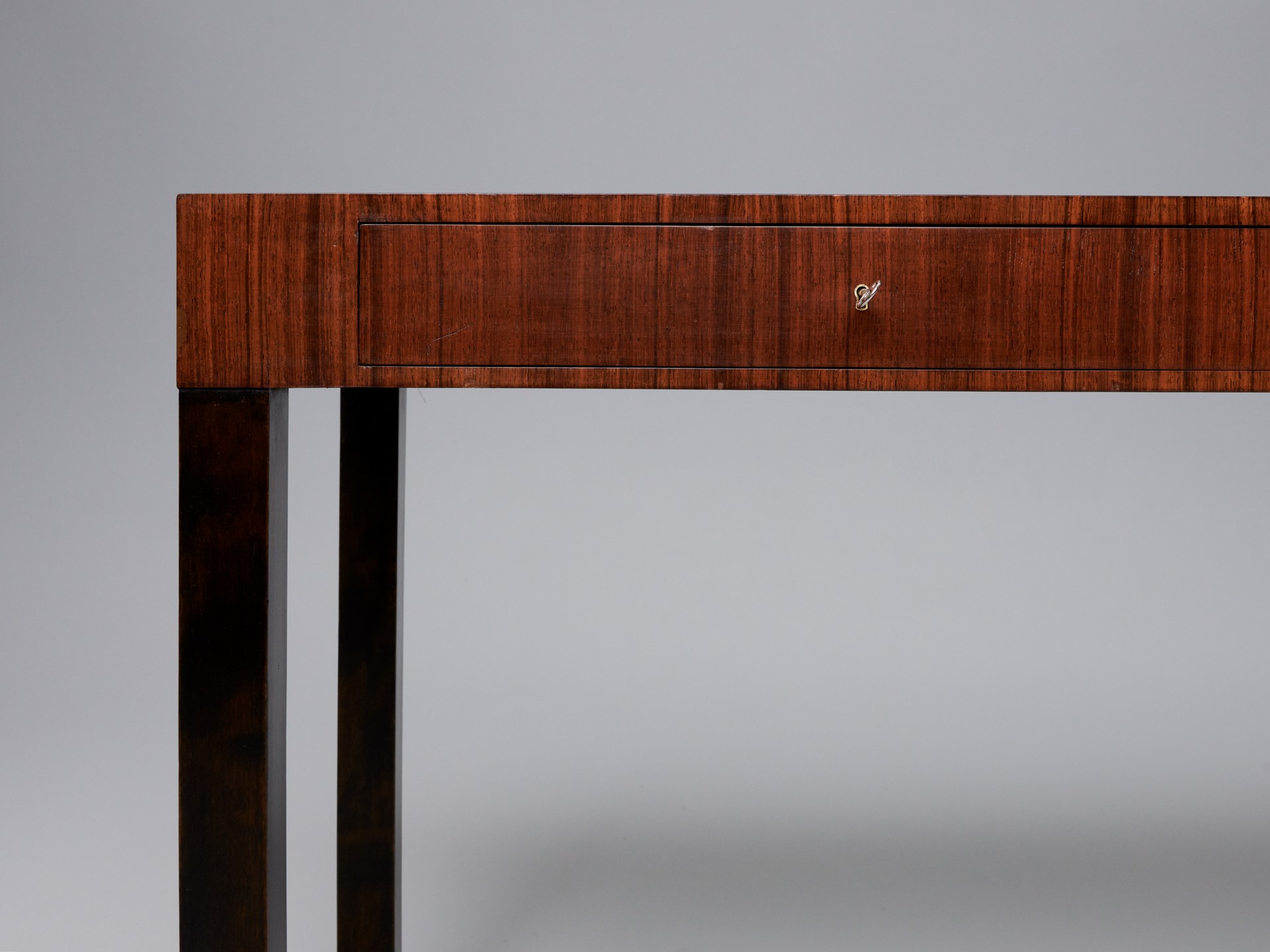 'Record' Desk / Console image 7