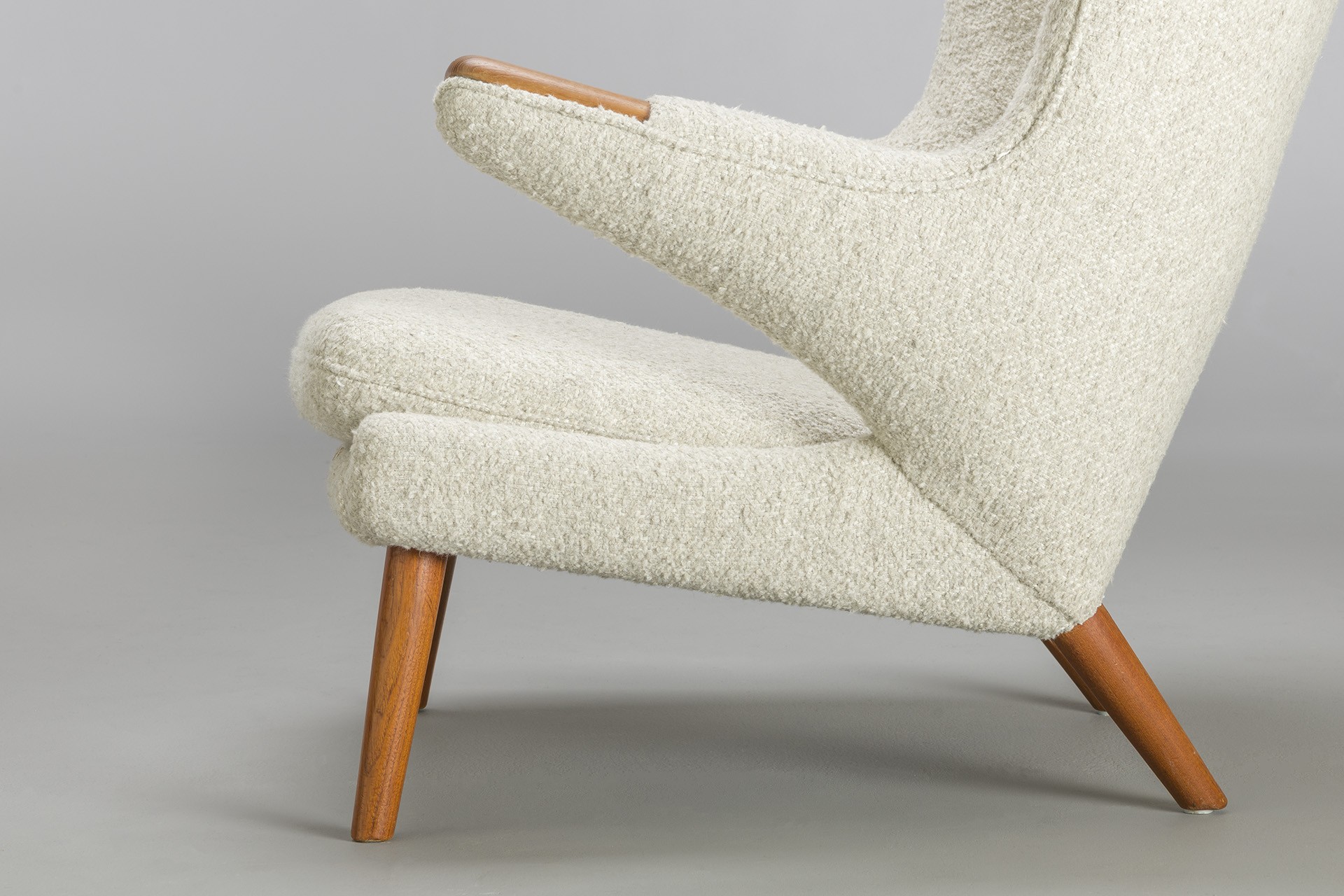 'Papa Bear' Armchair and Stool image 9