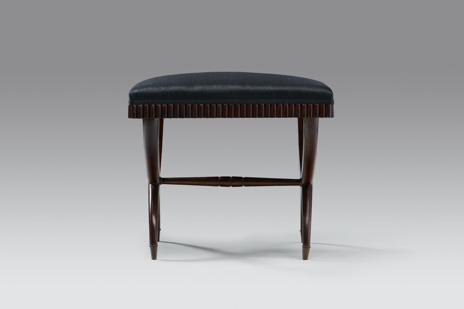 Pair of Italian stools image 3