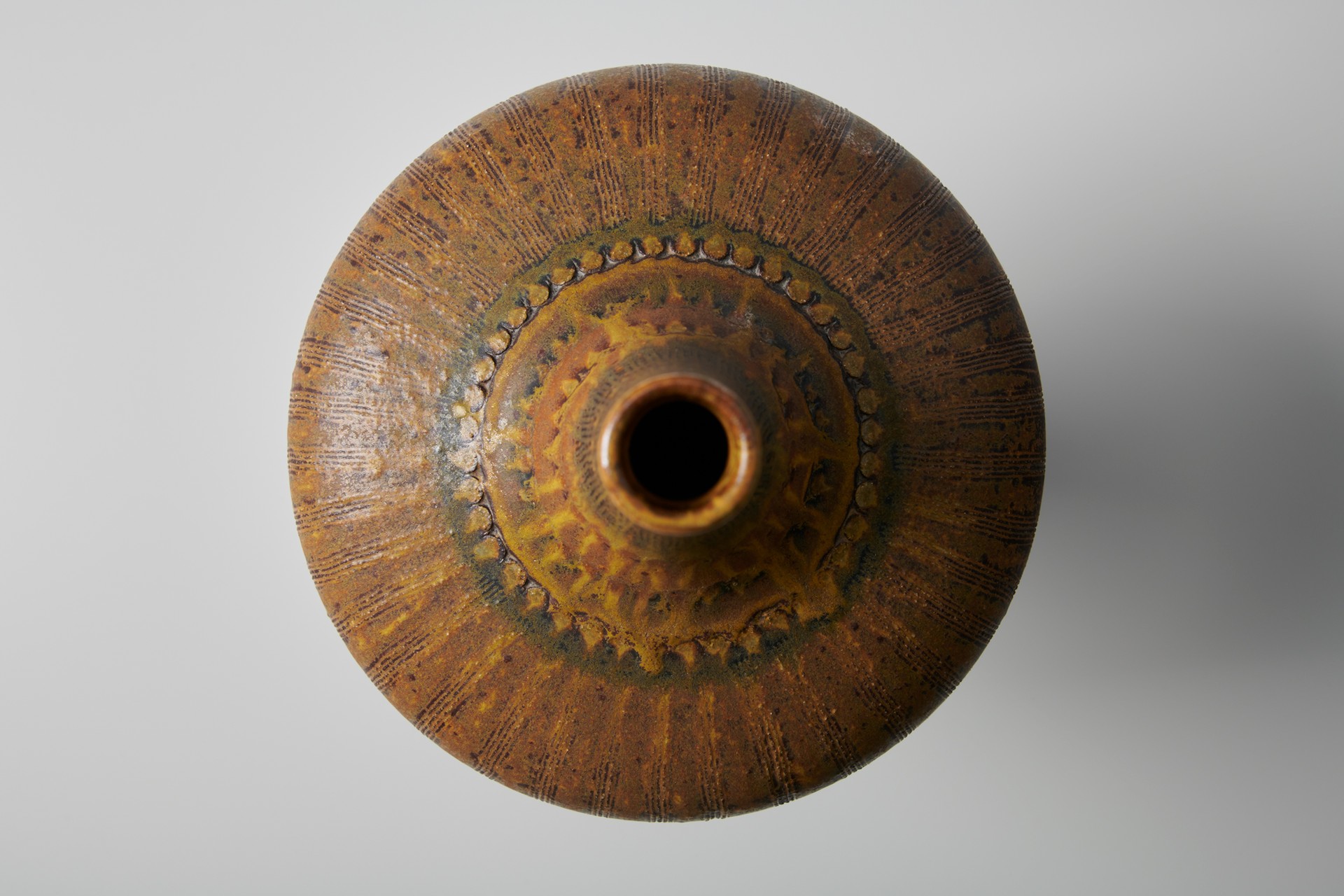 "Spirea" Vase image 5