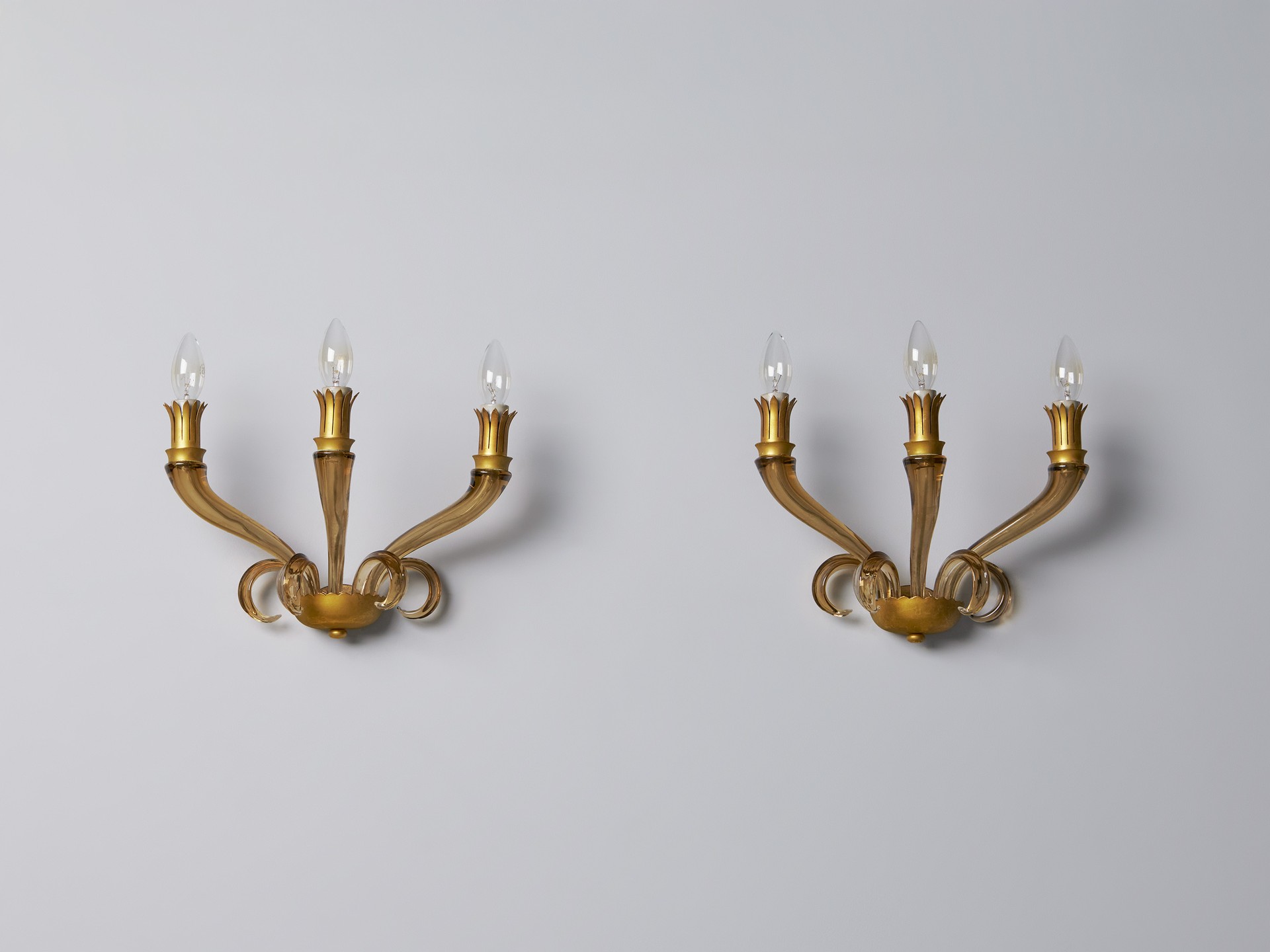 Pair of Wall Lamps image 2