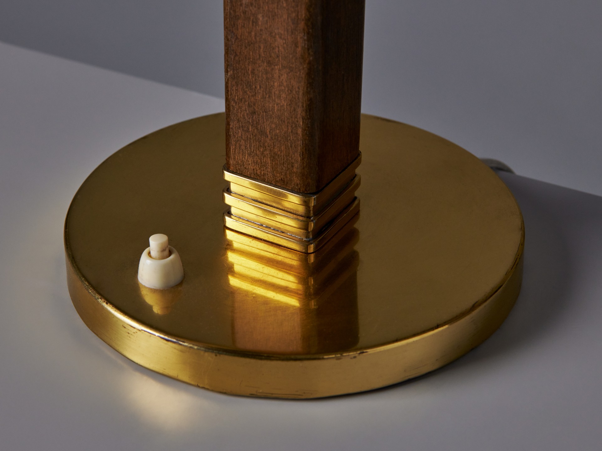 Table Lamp image 7