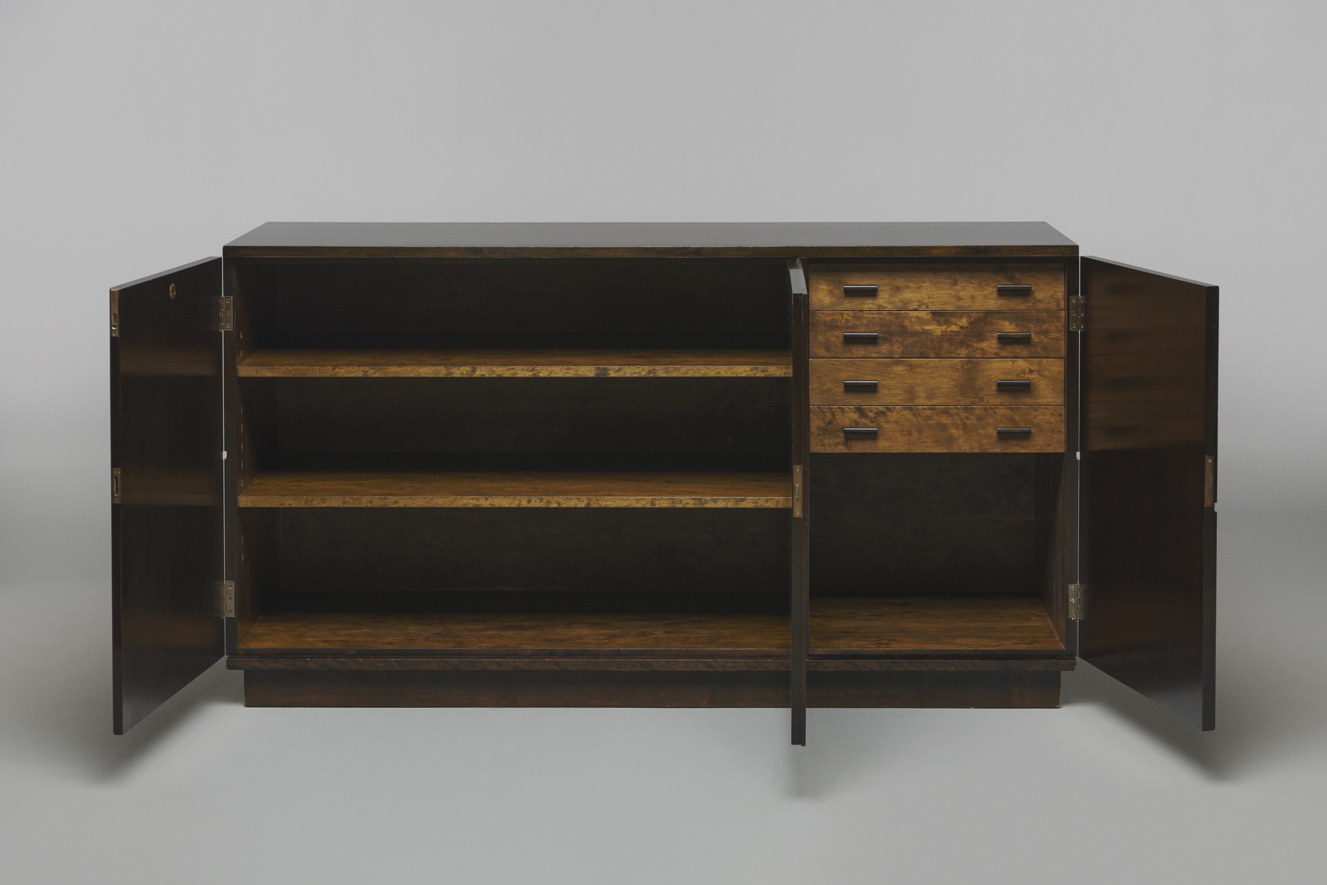 'Typenko' Sideboard image 3
