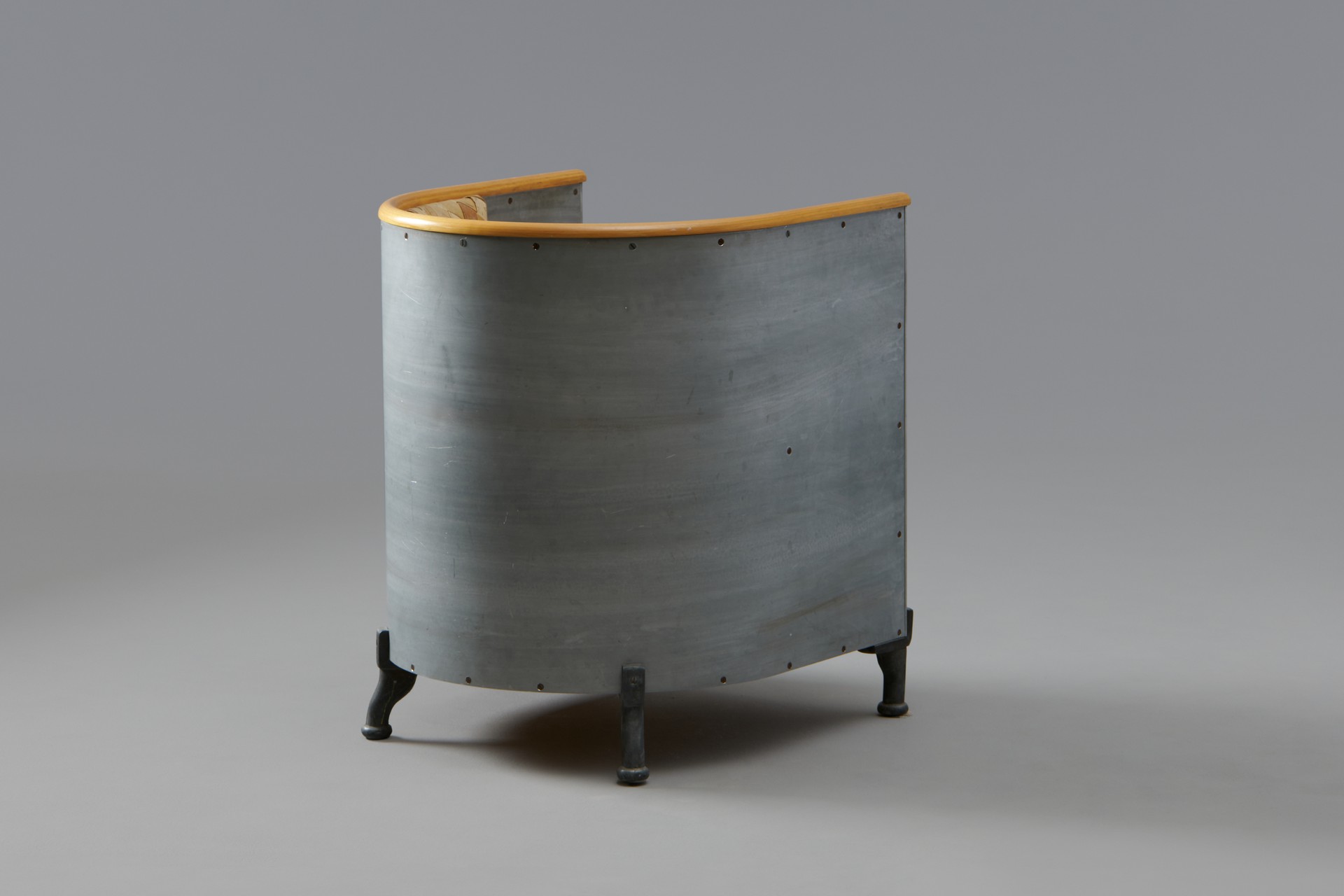 'Aluminium' Armchair image 2