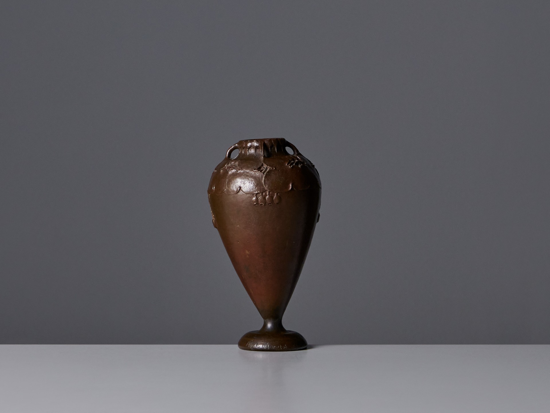 Vase image 2