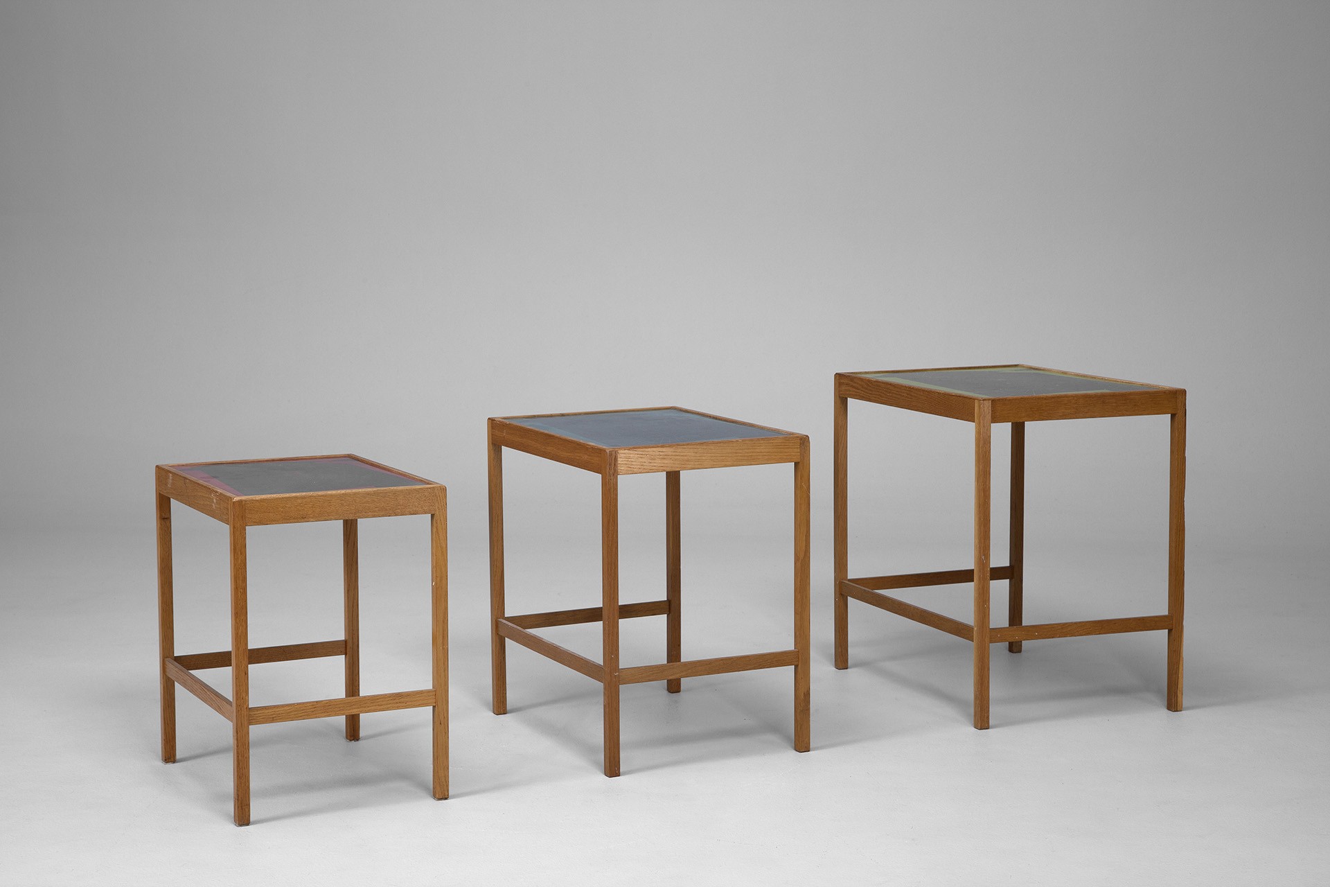 Stacking Tables image 3