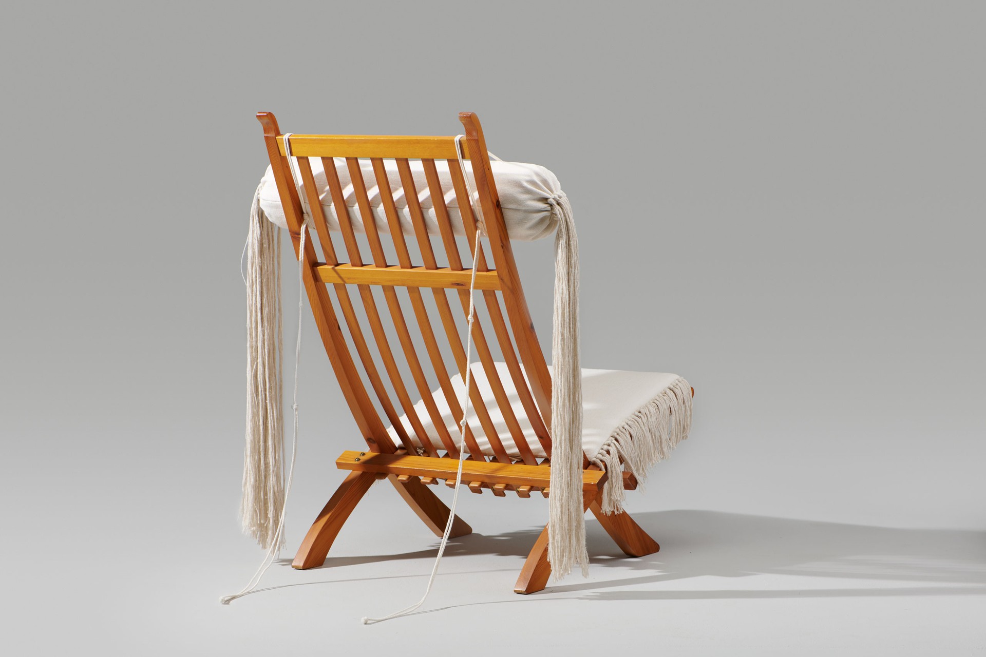 Folding 'Asian Lawn' Chair image 3