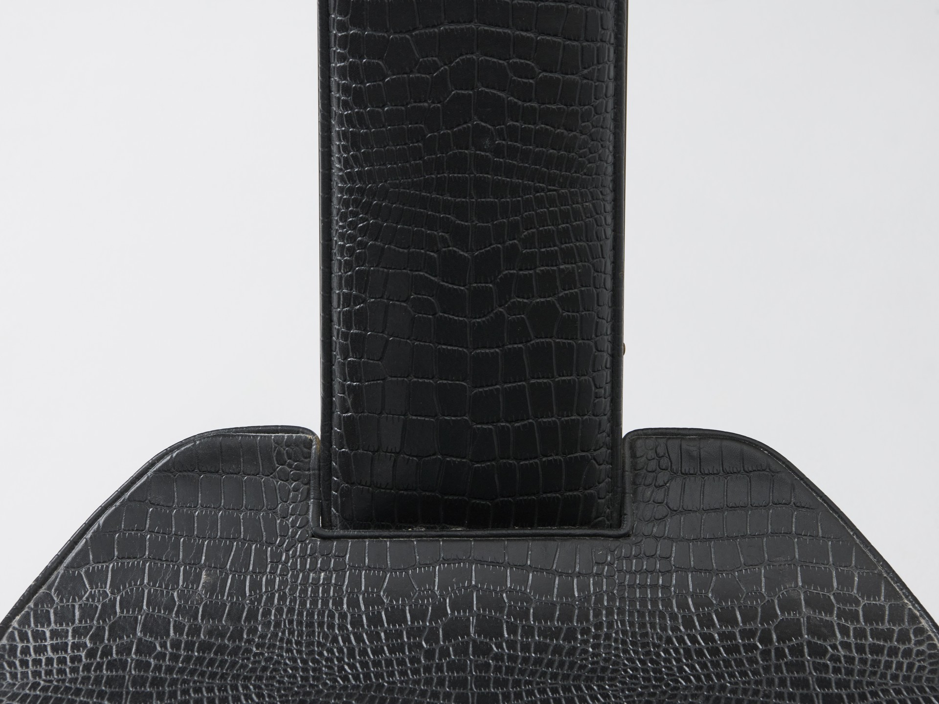 'El Rey' Armchair image 11