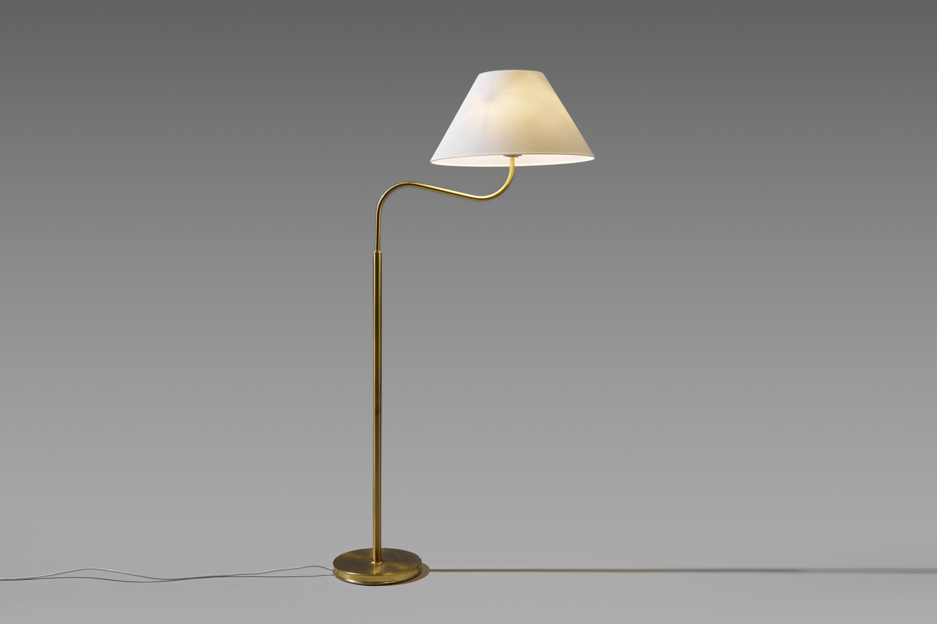 'Large Camel' Floor Lamp image 2