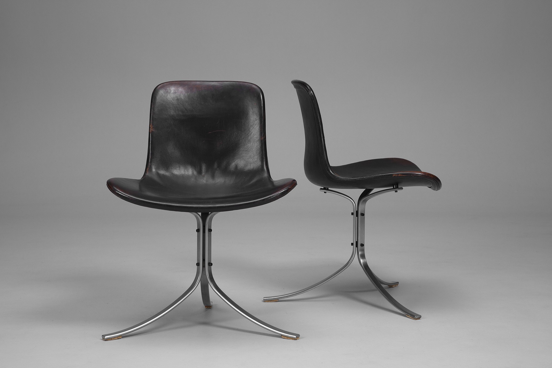 Set of Four PK-9 Chairs image 4