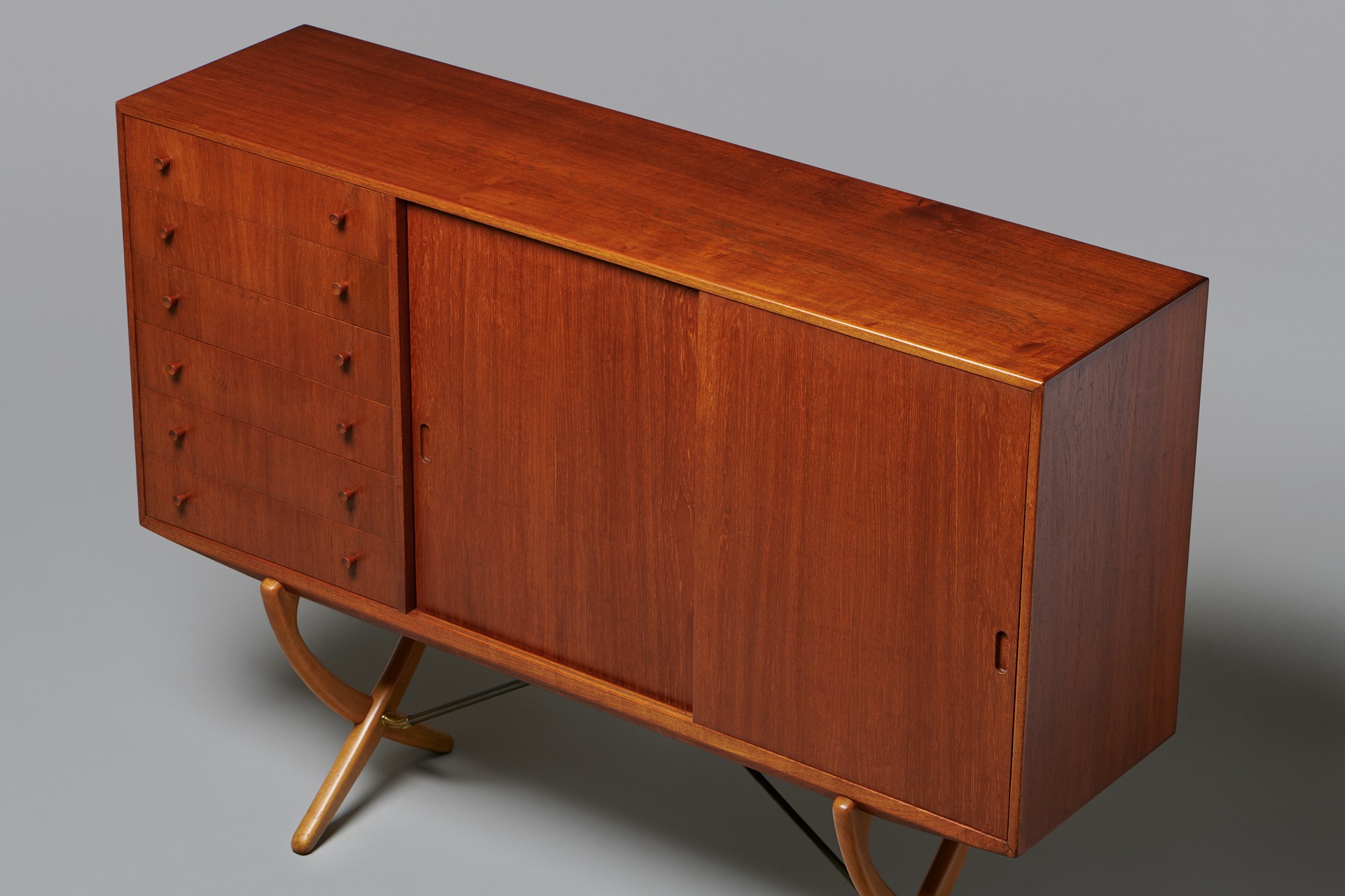 Cabinet image 8