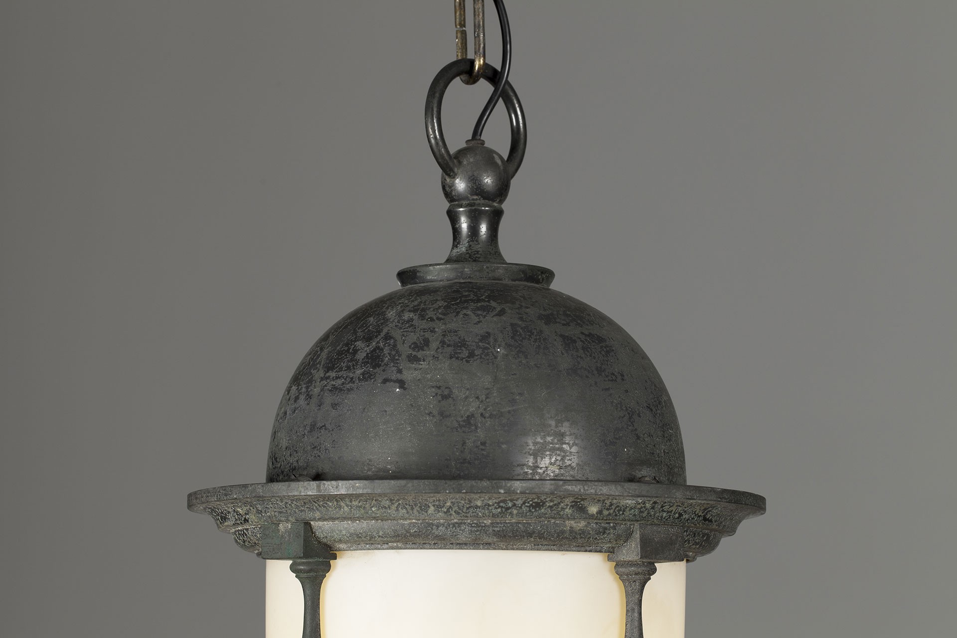 Neoclassical Lamp image 3