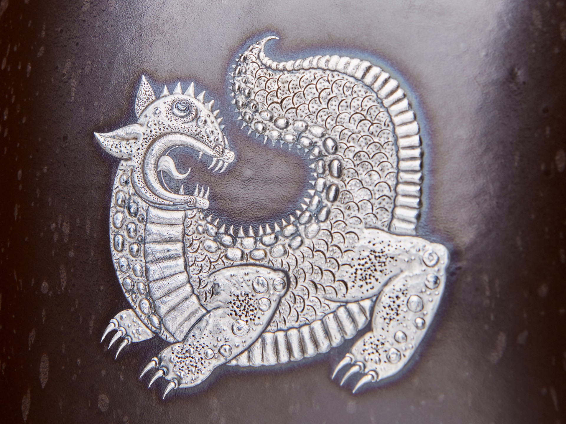'Argenta' Urn with Cover image 7