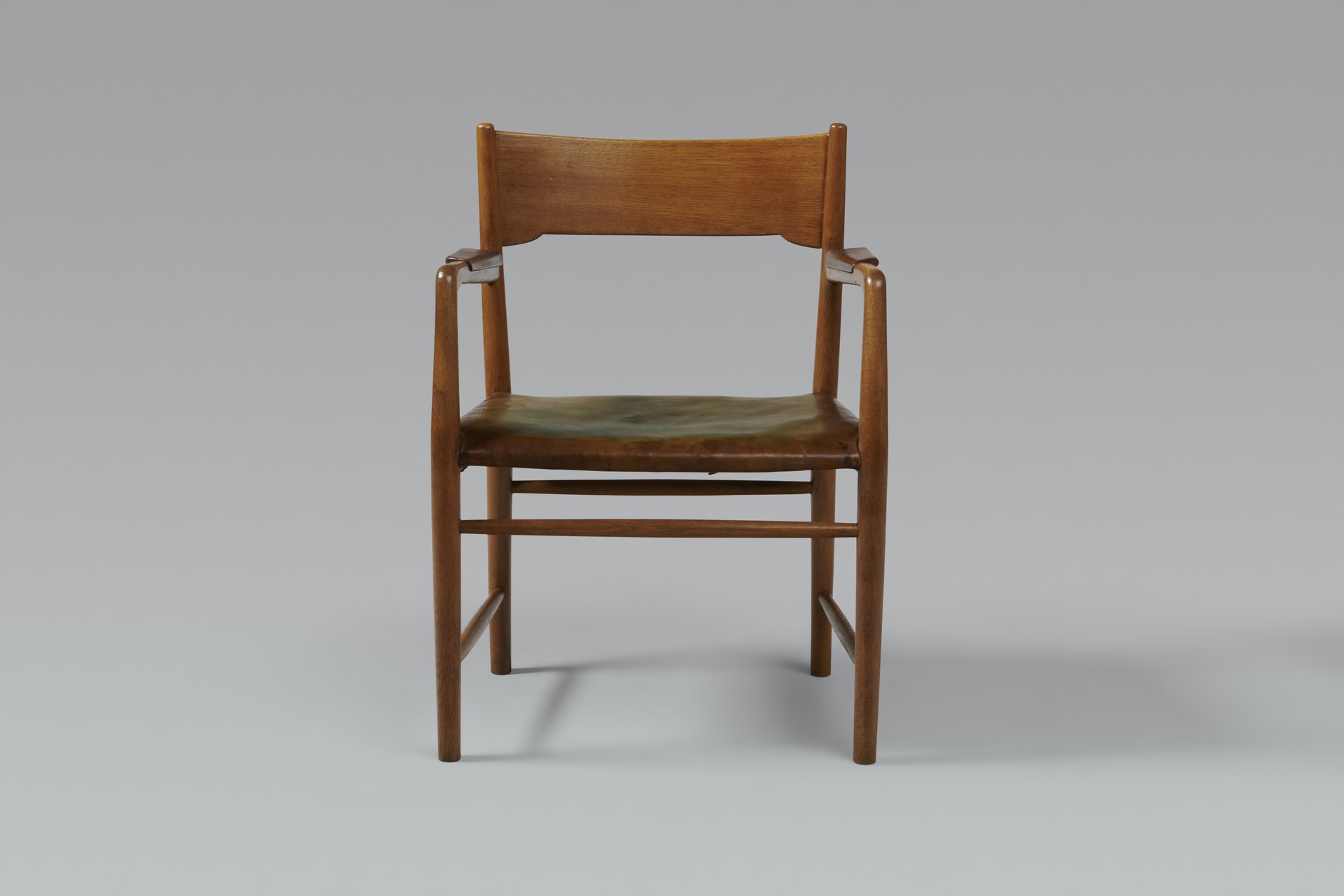 'Town Hall' Armchair image 3