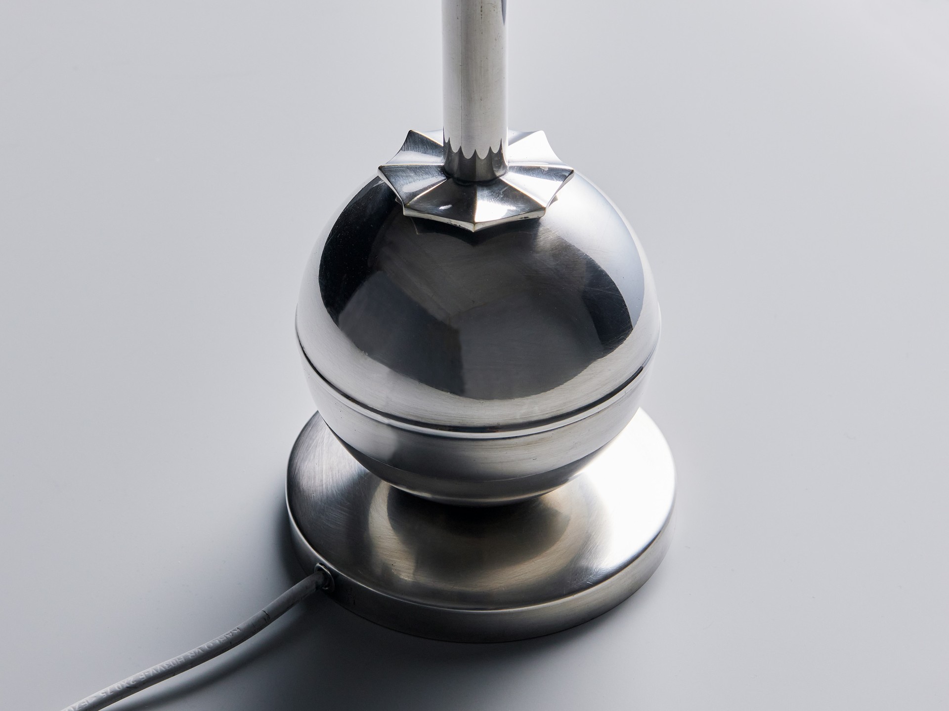 Table Lamp image 4