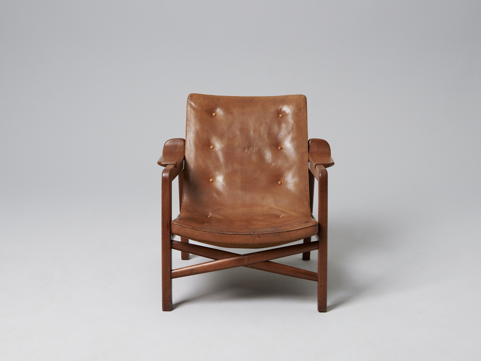 'Fireplace' Armchair image 2