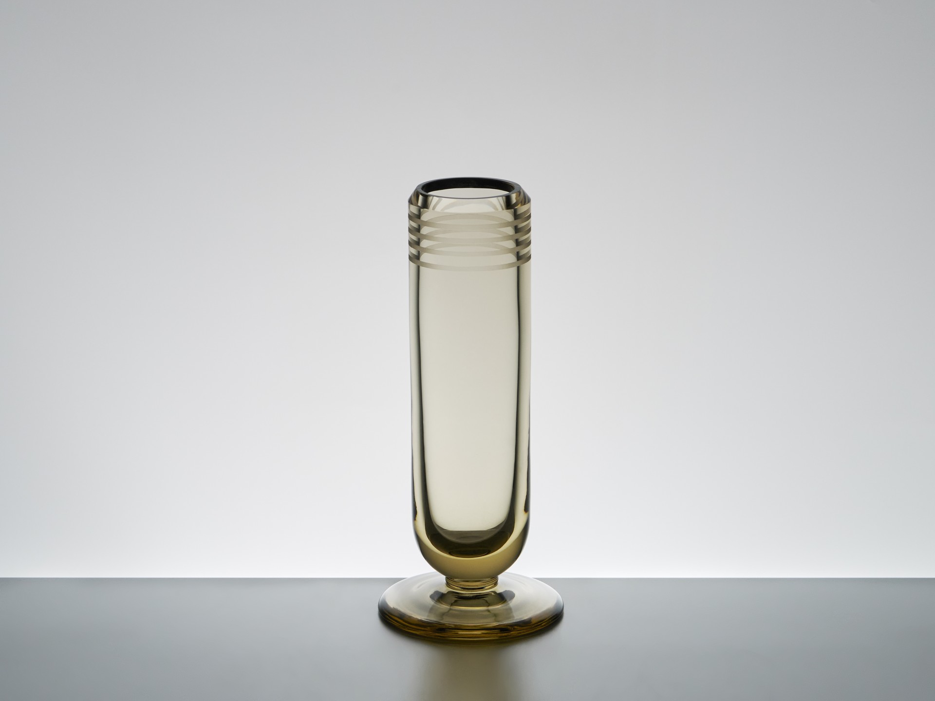Vase image 2