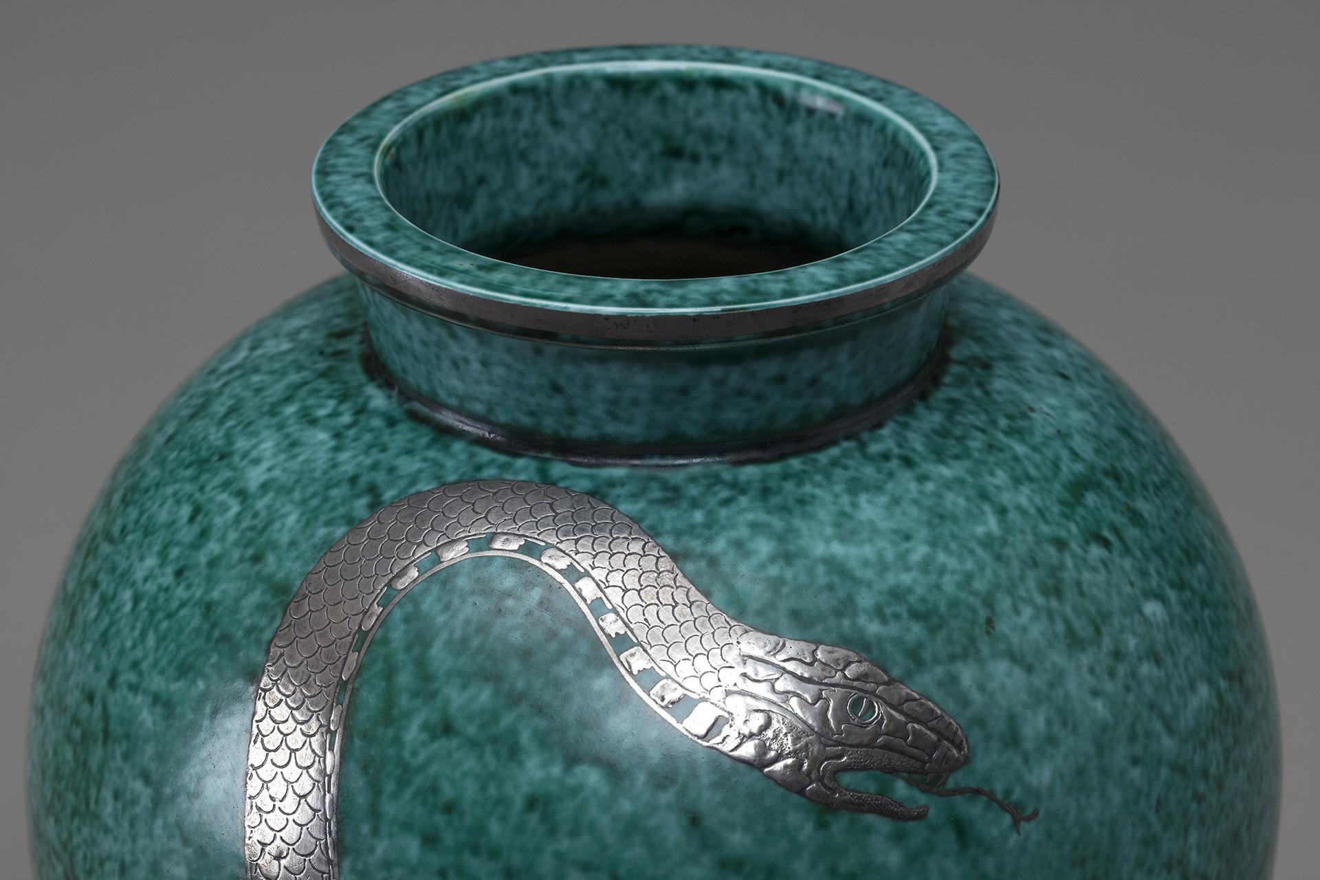 "Argenta" Snake Vase image 3
