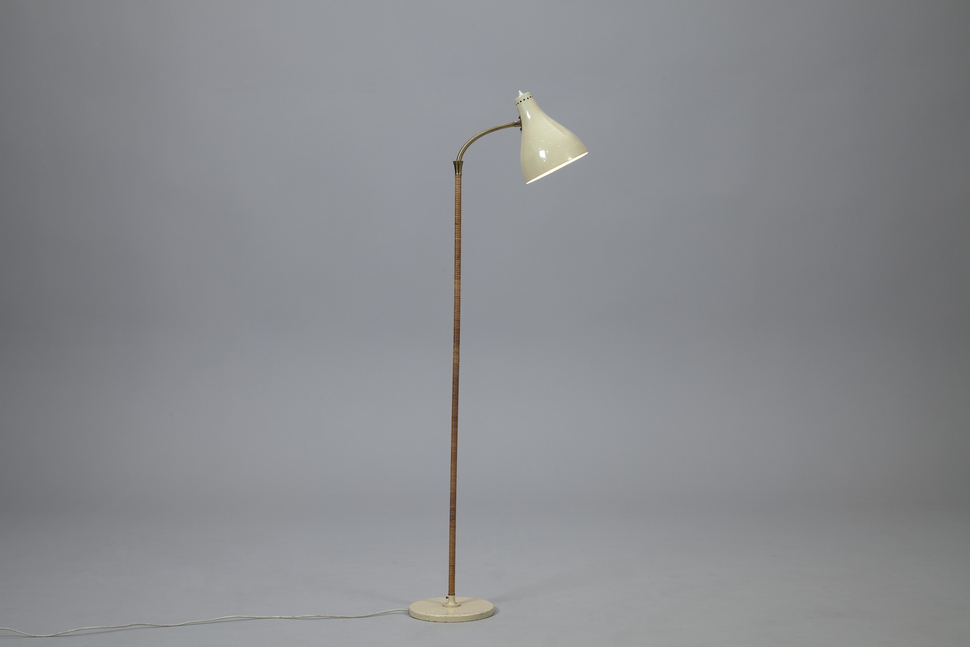 Itsu Floor Lamp