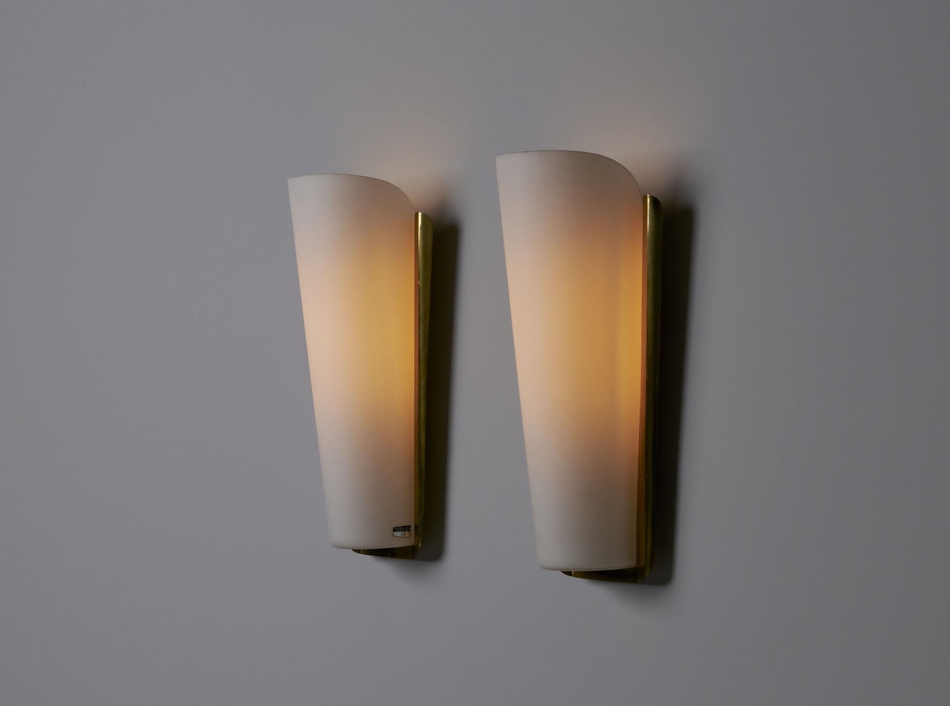 Pair of Wall Lamps image 4