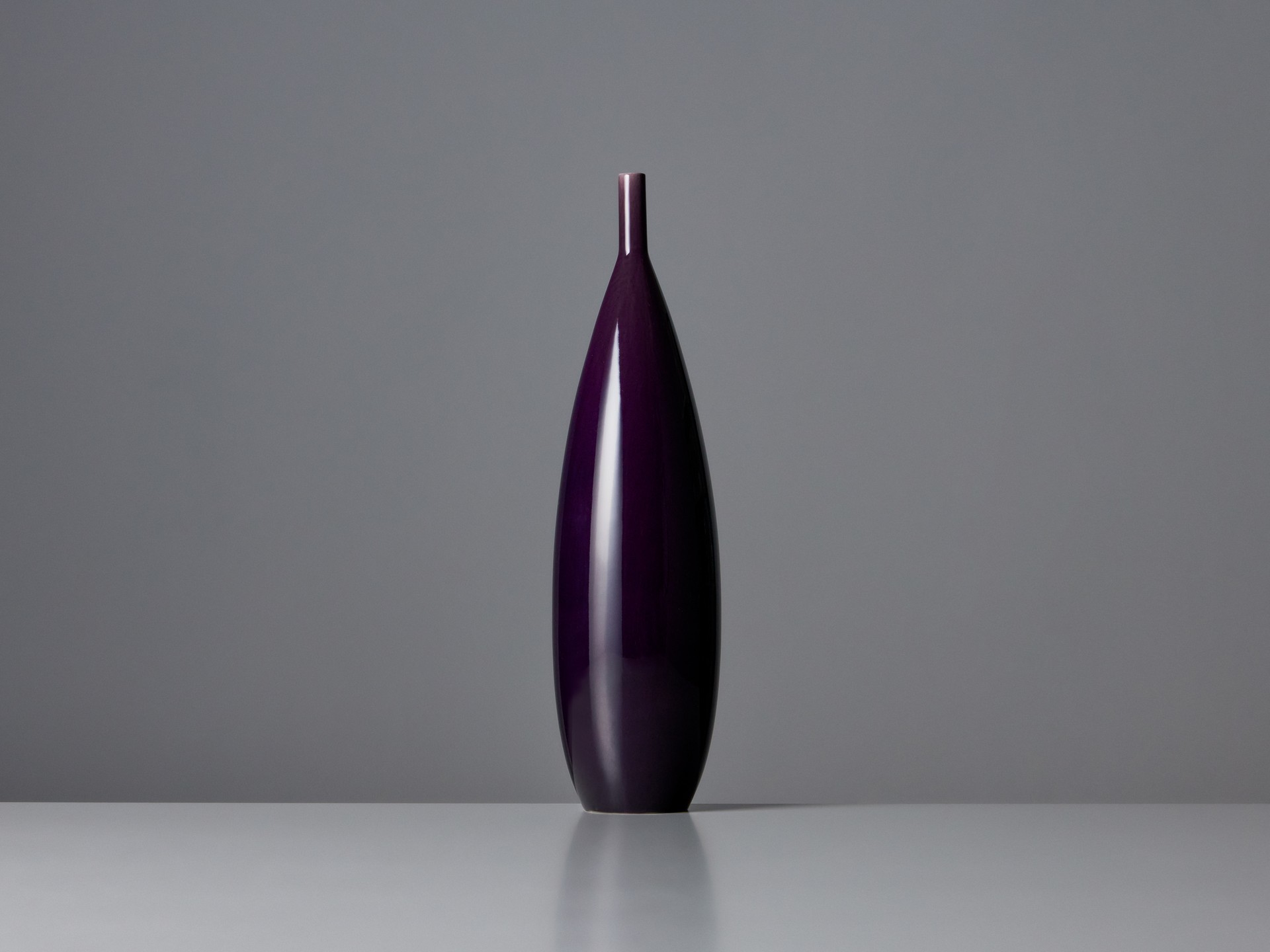 Vase image 3