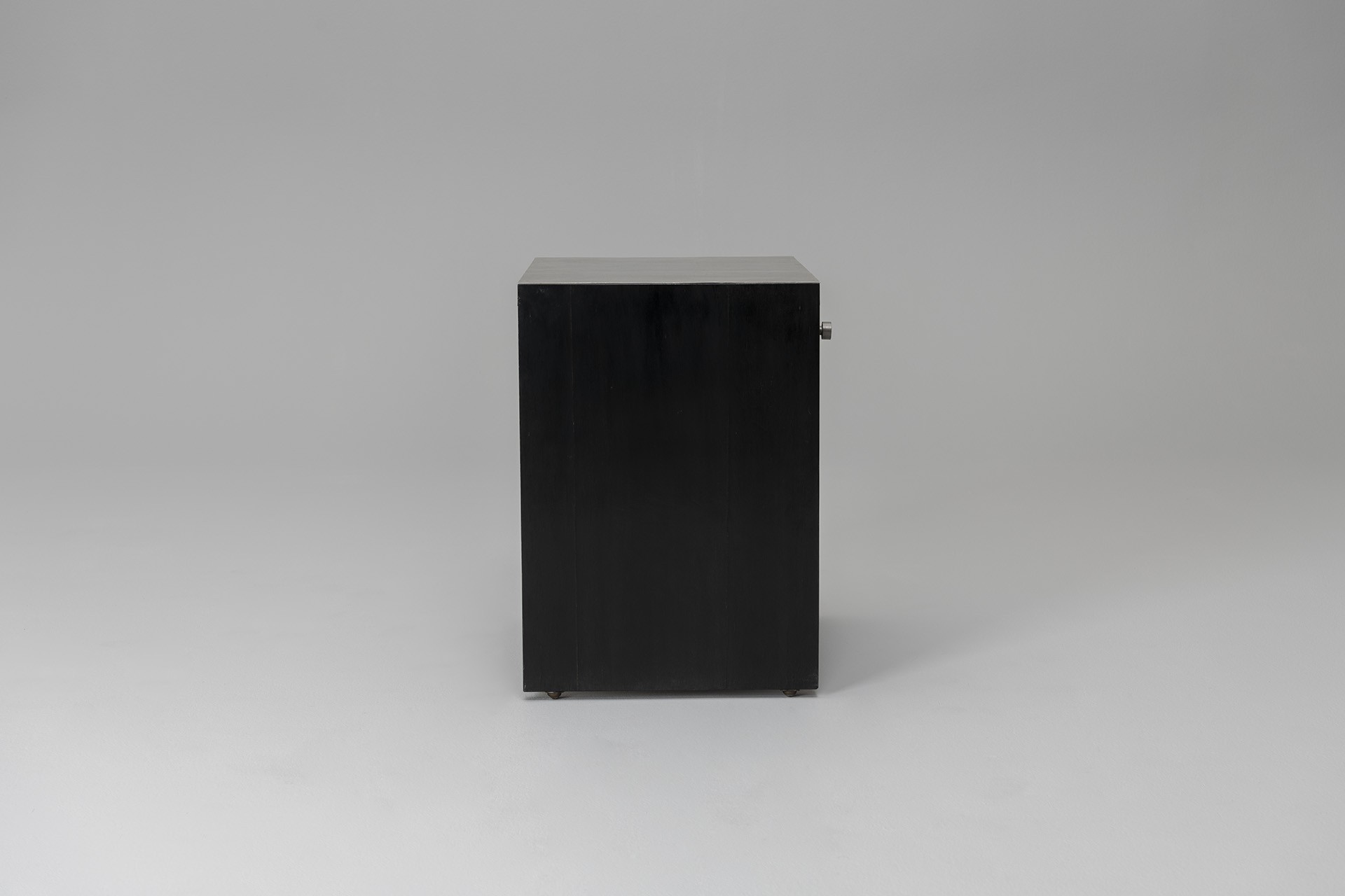Rare Side Table, Model no. 128 image 7