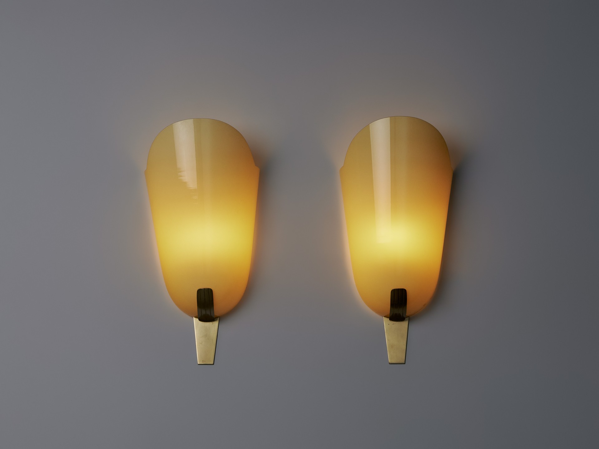 Pair of Wall Lamps image 4