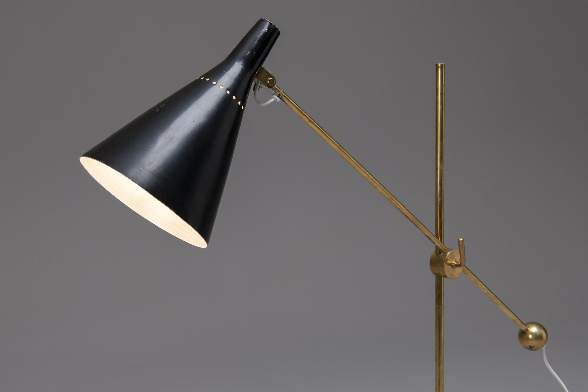 "K10-11" Floor Lamp image 3
