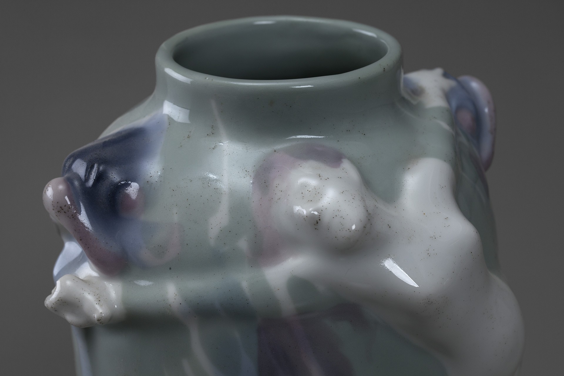 Vase image 3