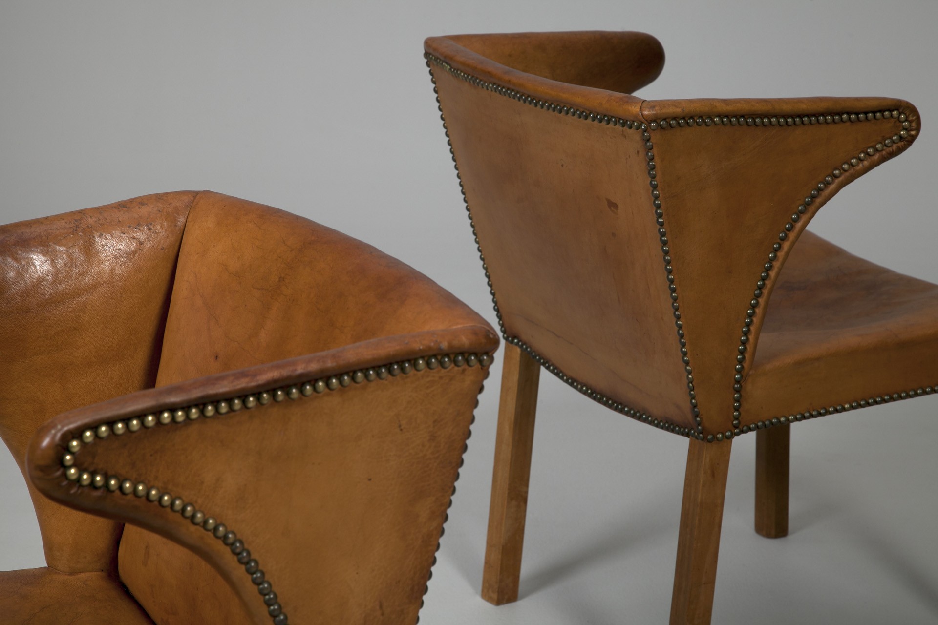 Pair of Fritz Henningsen Armchairs image 3