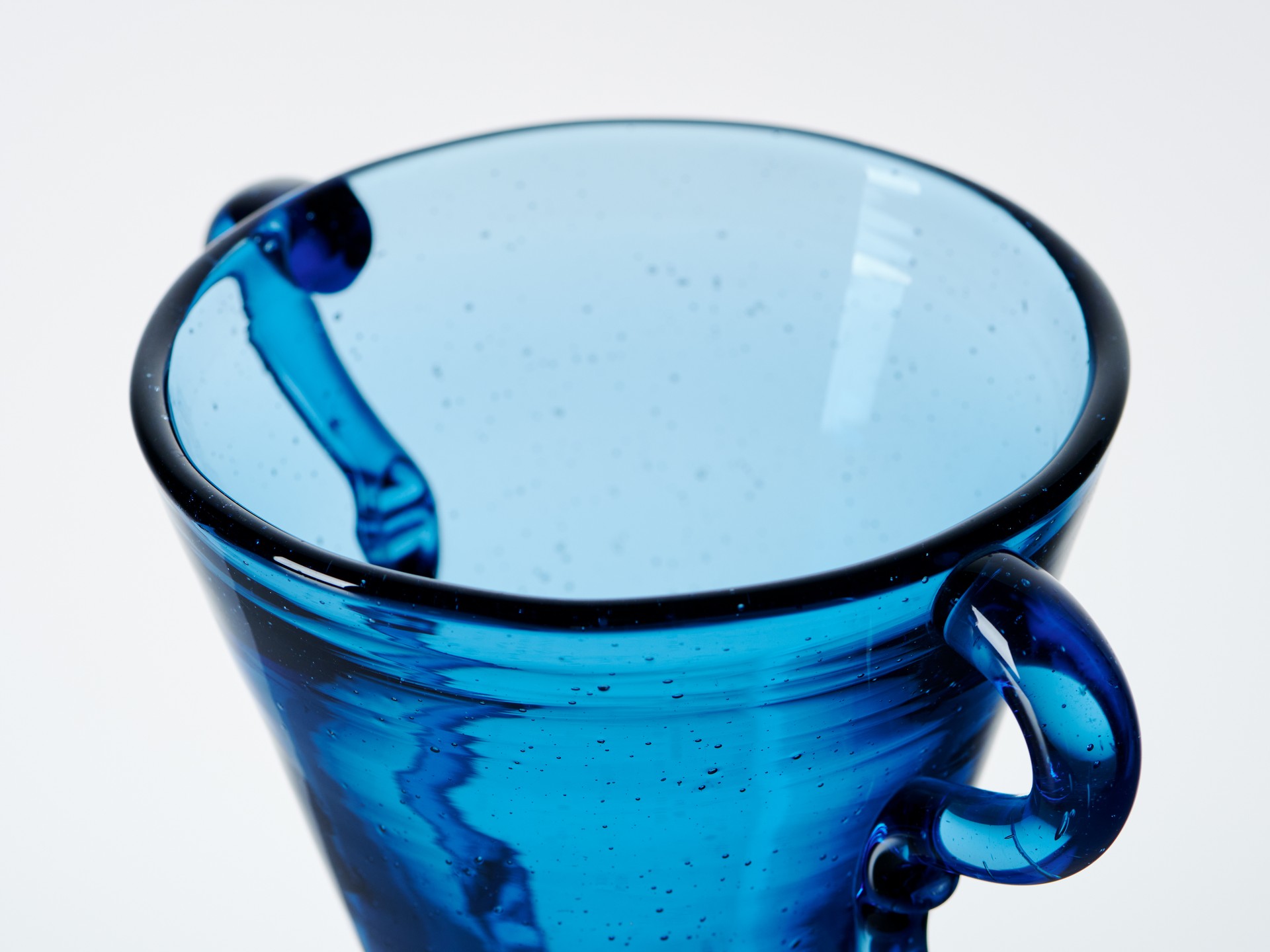 Vase image 5