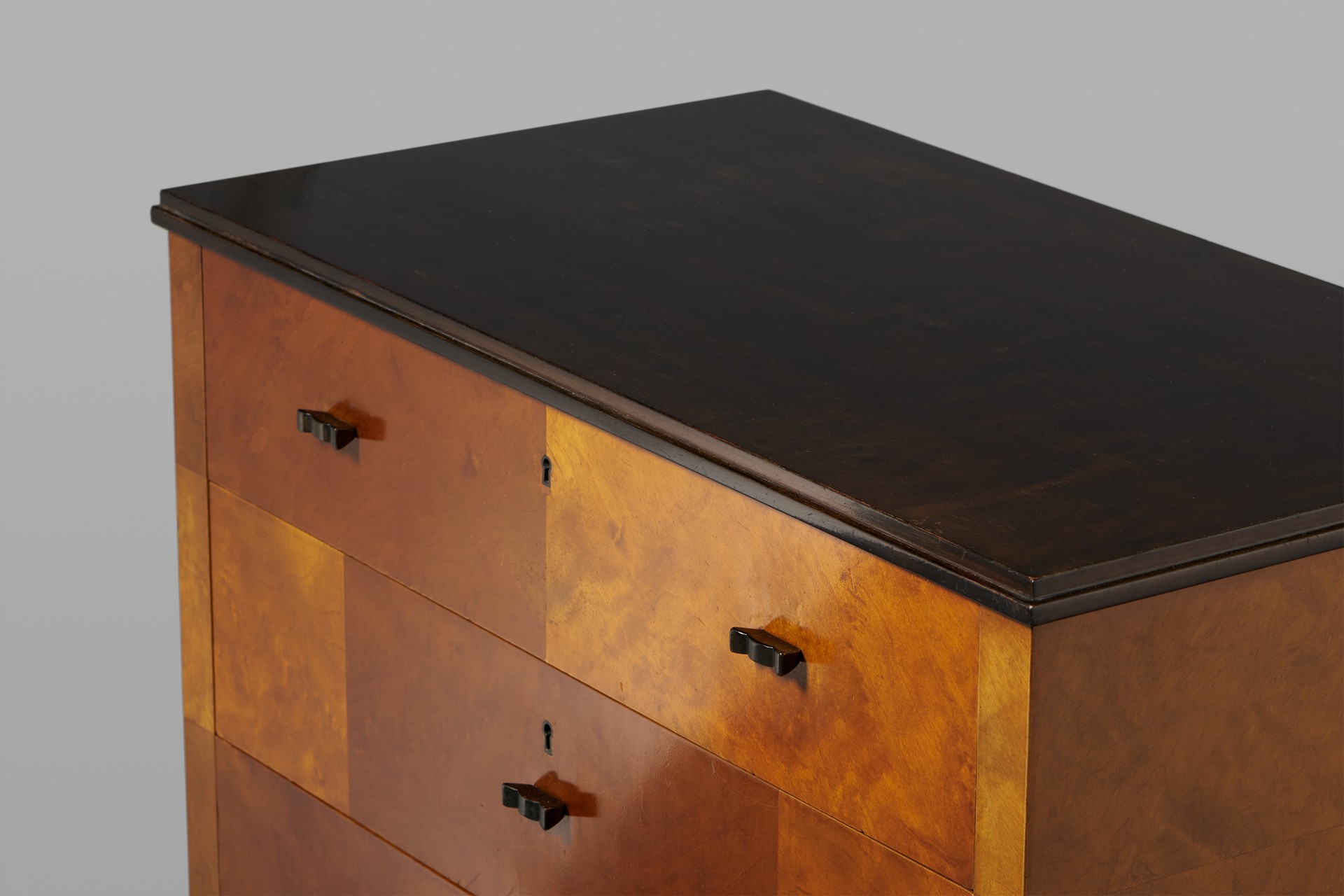 "Haga" Chest of Drawers image 3